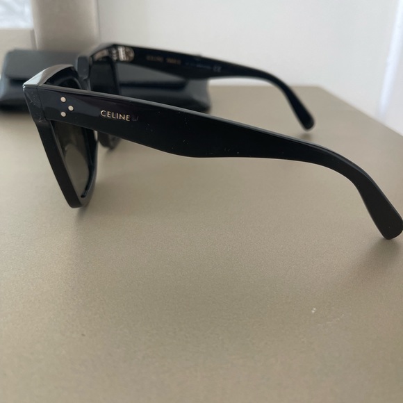Celine oversized square sunglasses, barely worn, in perfect condition! - Picture 5 of 8